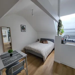 Idealement Situes - Eu Guest house Brussels